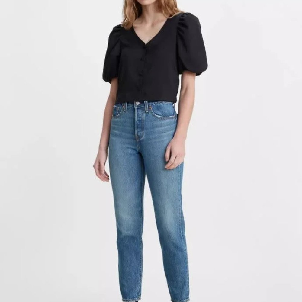 Levis Premium Wedgie Icon Fit Ankle Straight Jeans Womens 27 Blue Denim Revolve